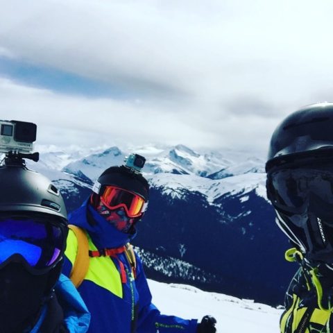 #MV #mountain selfie in #whistlerblackcomb #canada – standard. Next stop: Irish bar fire pit! 🙌🏻